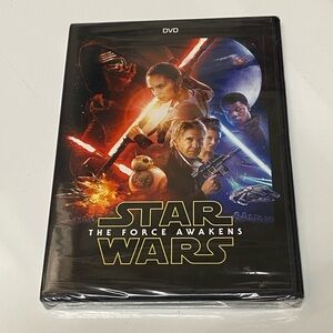 Star Wars The Force Awakens DVD - Black and Red Cover